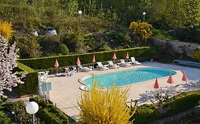 Hotel Et Studios D'Orfeuil