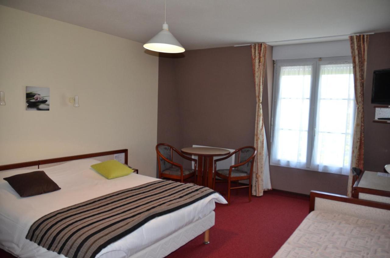 Hotel Et Studios D'Orfeuil Bourbonne-les-Bains Exterior photo