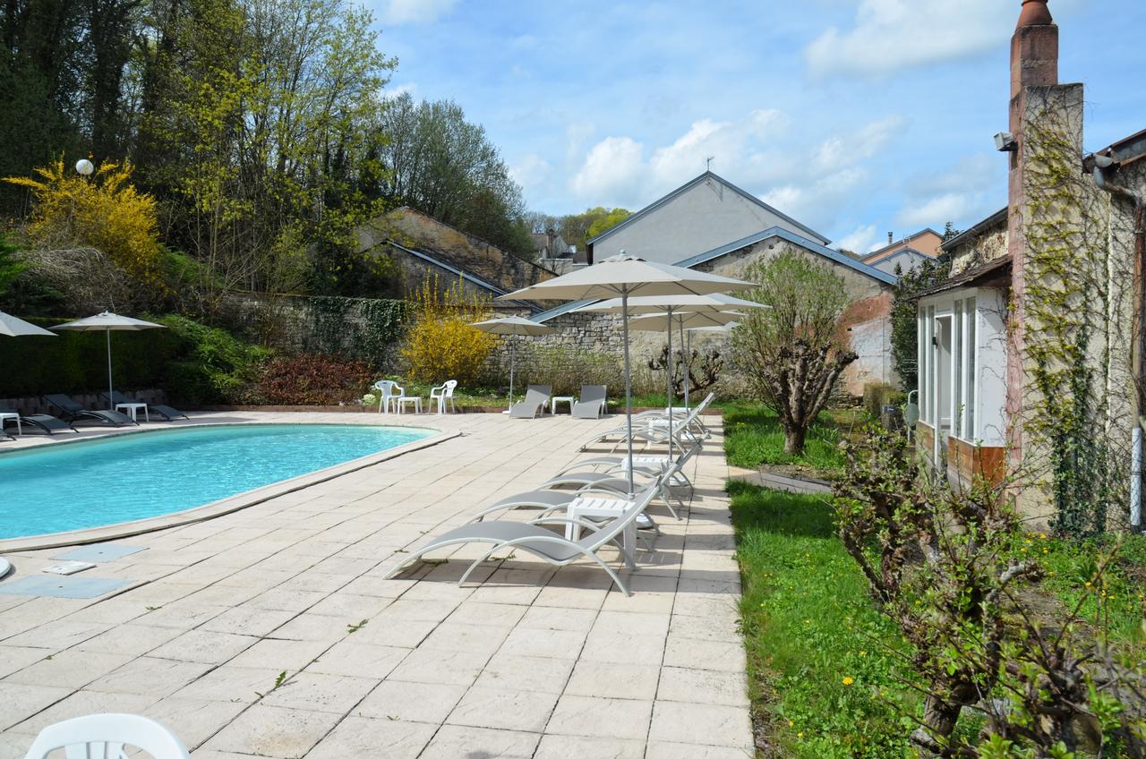 Hotel Et Studios D'Orfeuil Bourbonne-les-Bains Exterior photo